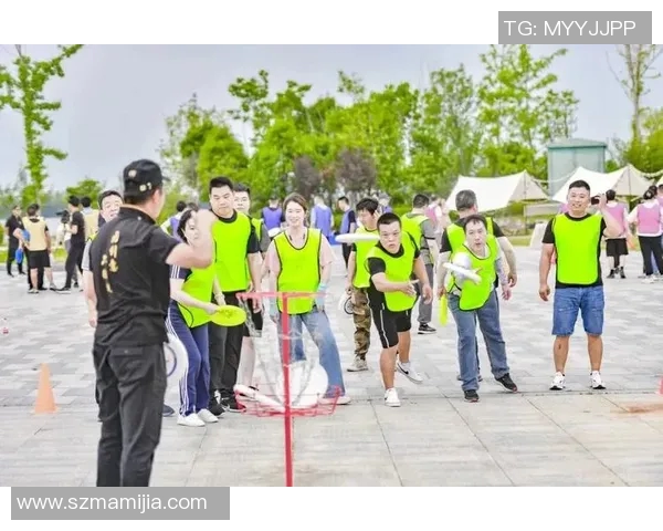 上海飞盘队在全国飞盘配合排行榜中荣登第六名展现出色实力与团队合作精神